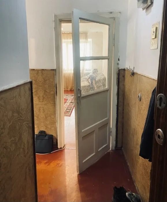 Продаётся 2х комнатная квартира