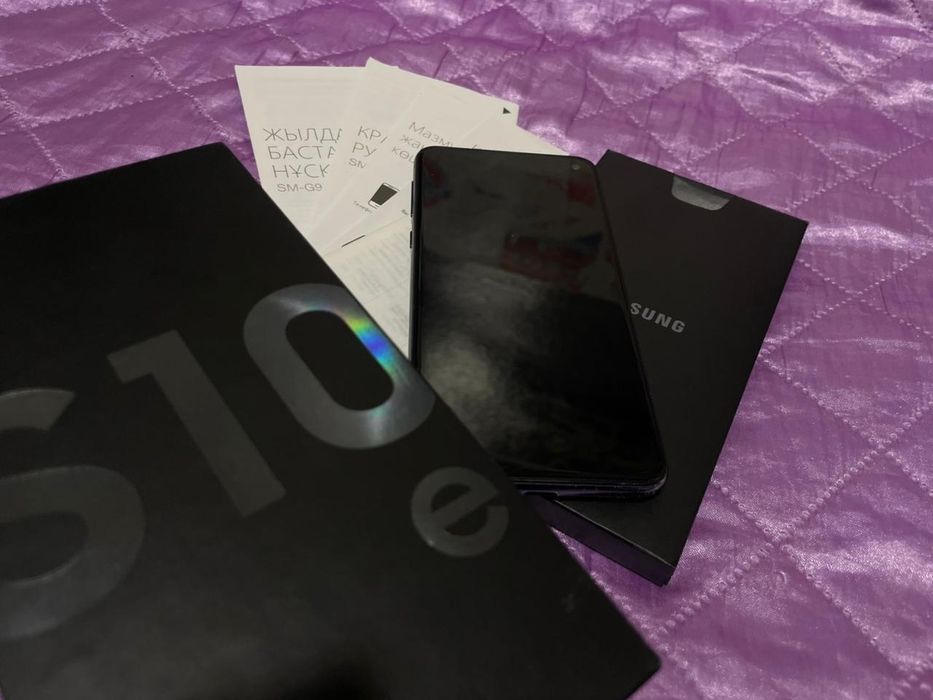 Продам Samsung Galaxy S10 e
