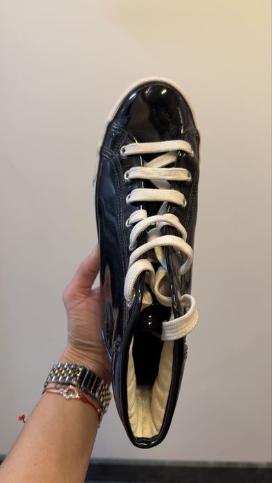 Обувки ( кецове, високи  ) Армани    черни