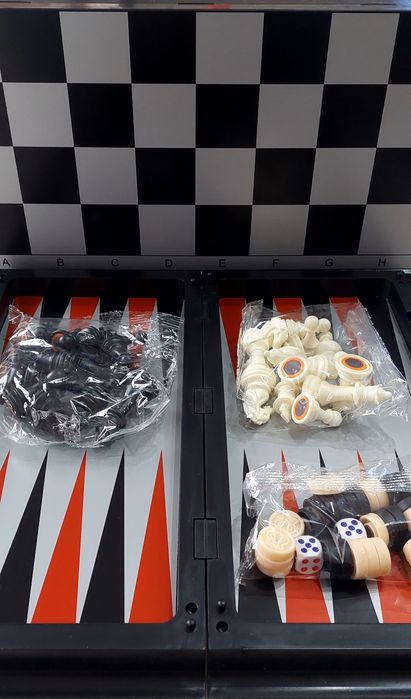 Шахматы, шашки, нарды, домино