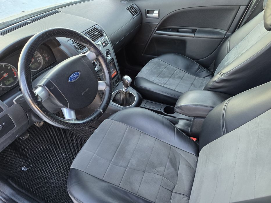 Продам Форд Мондео 2002 года выпуска