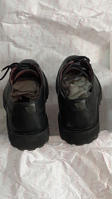 Pantofi Guess piele neagra marimea 41