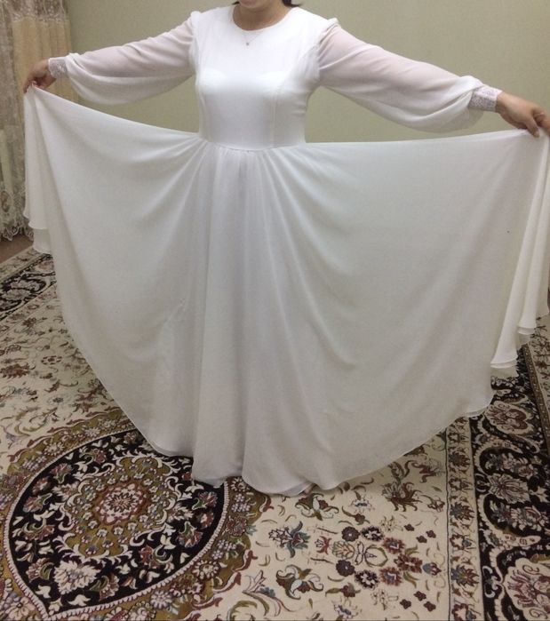 Камзол мен койлек сатылады