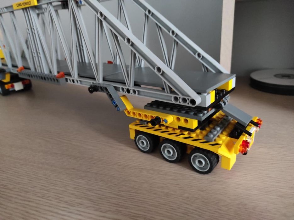 Lego City 7009 Тежкотоварен камион.