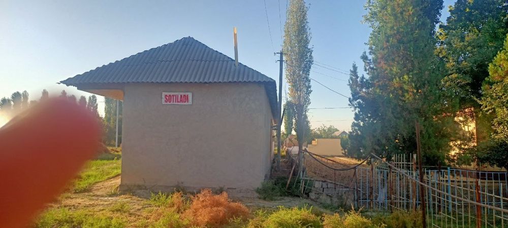 Участка срочно сотилади 15 сотик 35000$