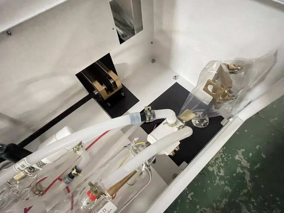 1610 2галовочный 150W лазерный станок.