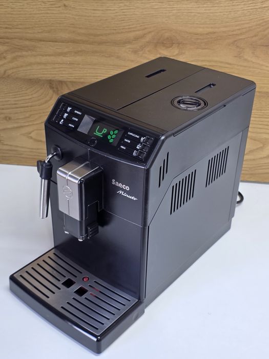 Aparat cafea expresor espressor philips saeco minuto HD8762 cu boabe