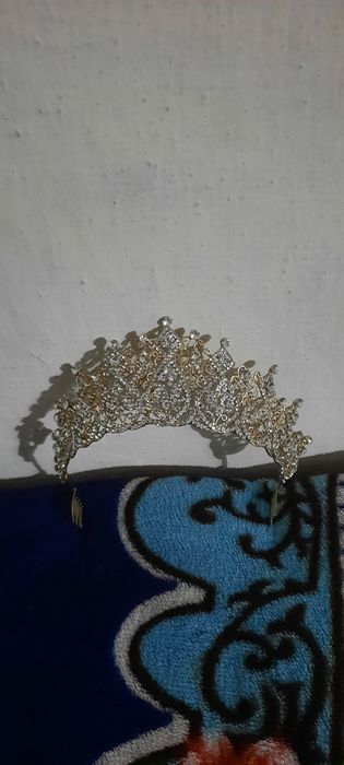 Келинбар учун ансанбил ва кош