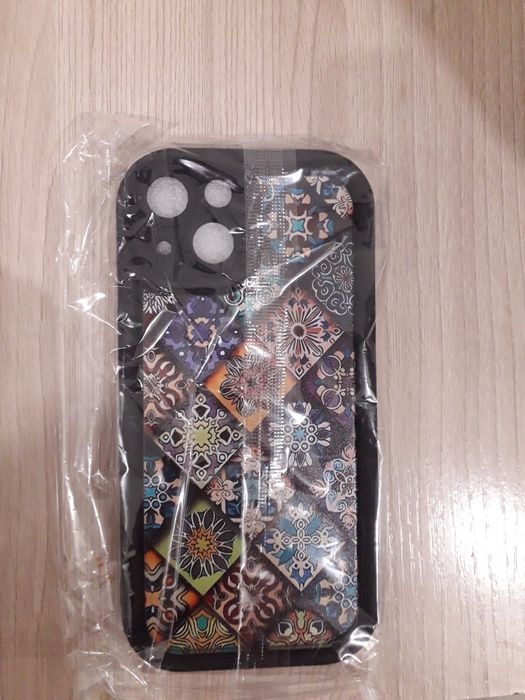 Чехлы на iPhone 15, 16