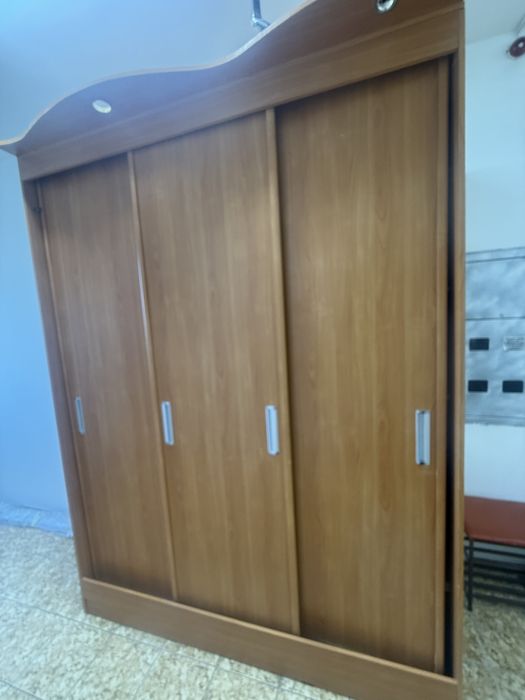 Отдам шкаф не новый