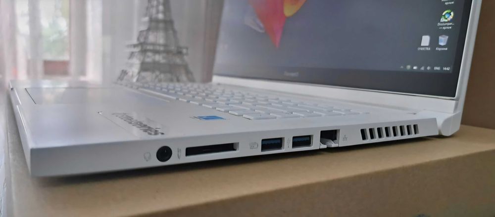 Acer ConceptD 3 Ezel