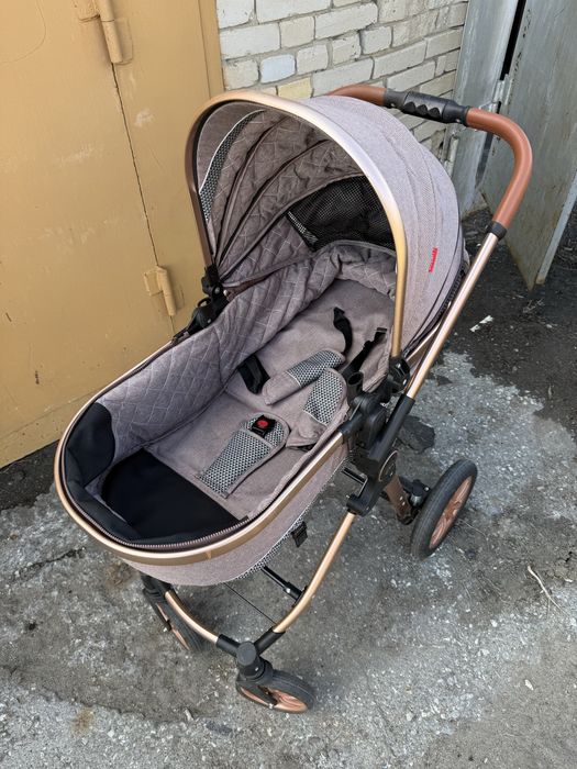 Продам детскую коляску