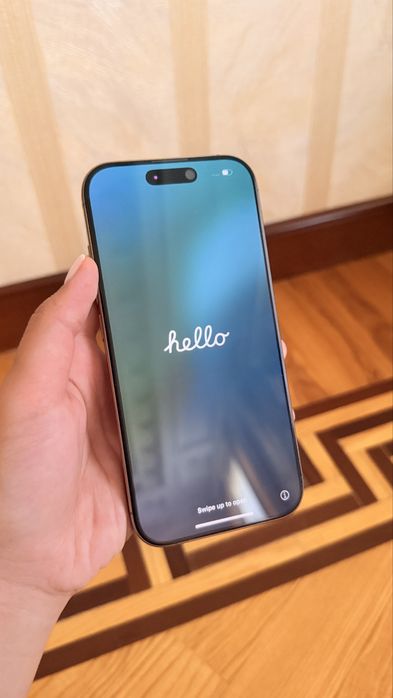 Iphone 16 pro , Desert Titanium