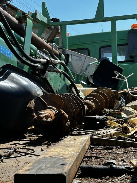 Camion Man 6x6 cu macara