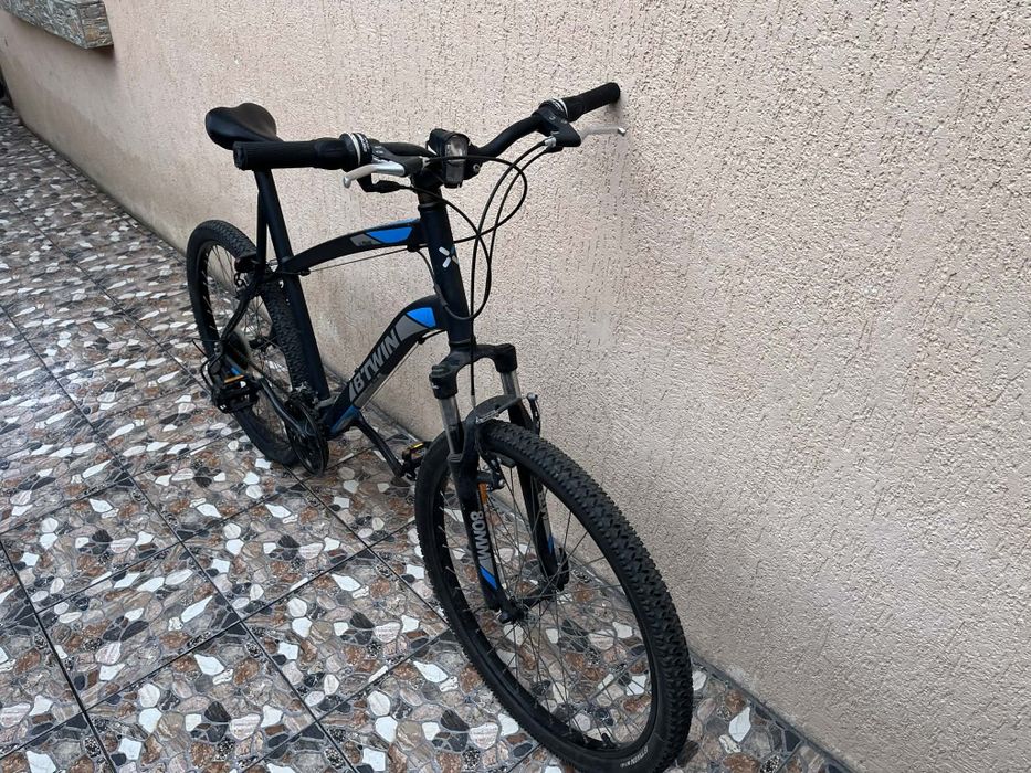 Vând bicicleta rockrider