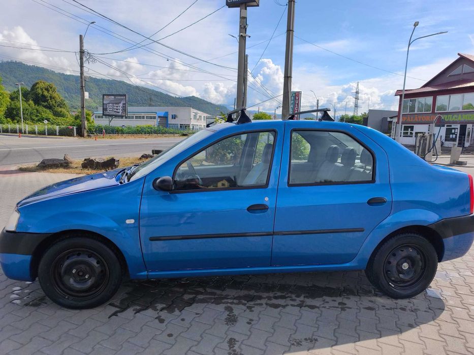 Dacia Logan Laureate an 2005