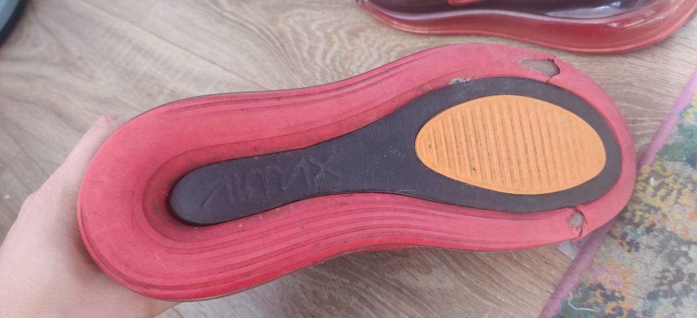 Nike Airmax 720 originali - pentru REPARAT, marimea 43