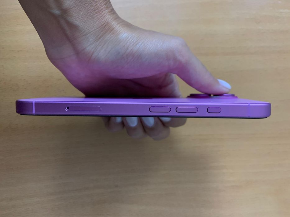 Продам iphone 16 pink