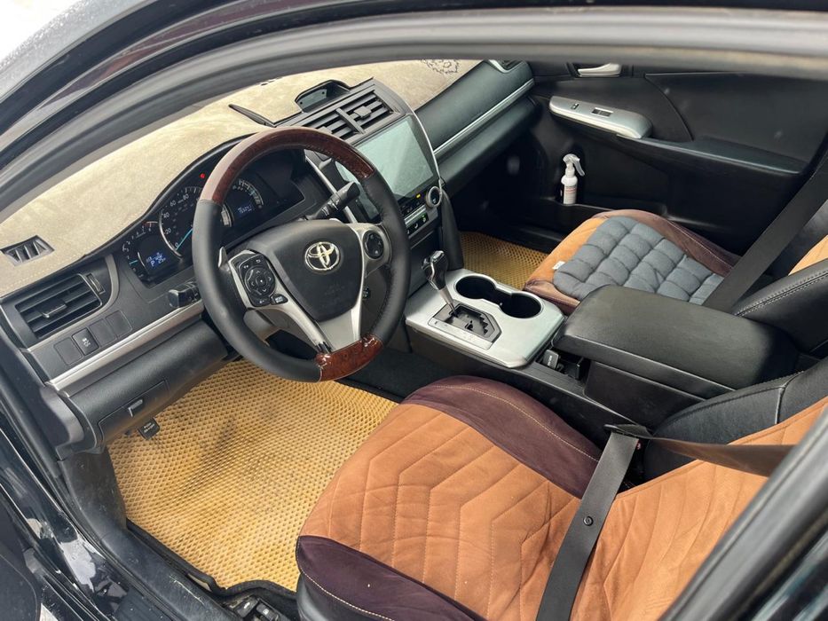 Продам Toyota Camry