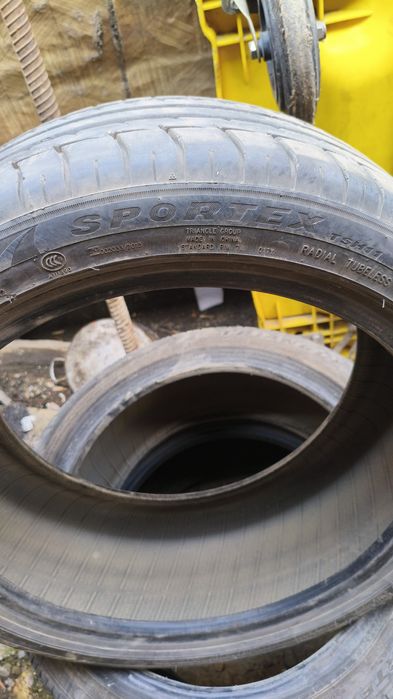 Резина Лето 215/45/17