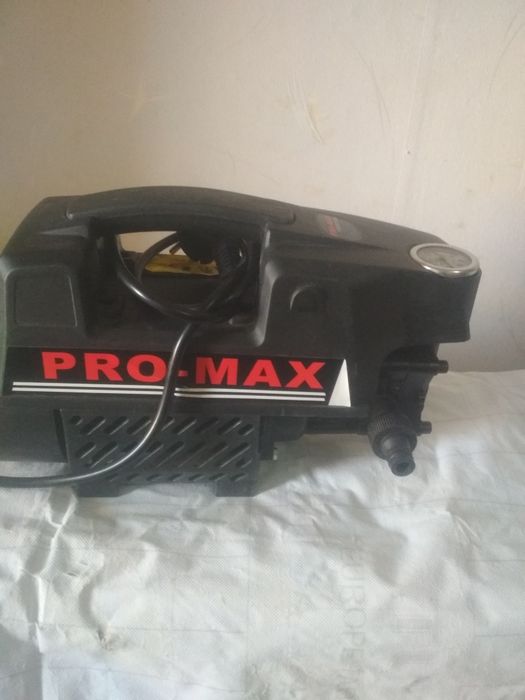 Продам мойку высокого давления (карчер)