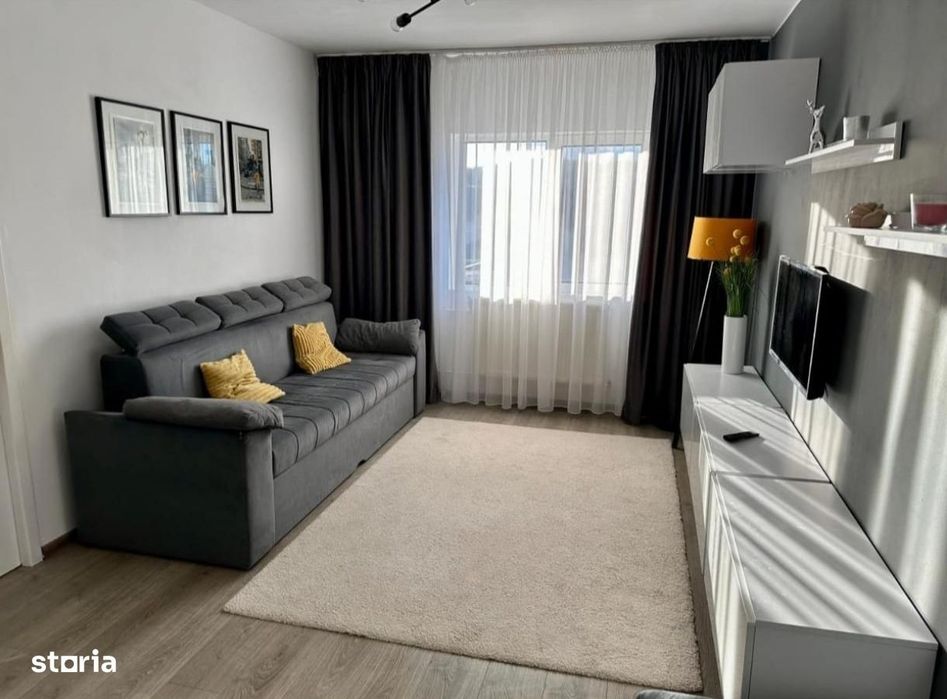 Apartament cu 3 camere de închiriat în Curtea de Argeș.