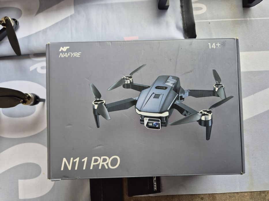 Дрон NAFYRE N11 PRO, 4K, сребрист, пълен комплект с 3 батерии 2000 mAh, включени аксесоари