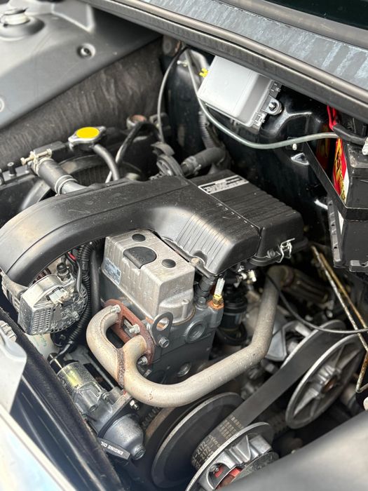 Aixam crosover microcar ligier chatenet jdm xev tazari