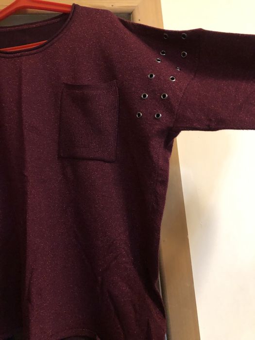 Продается костюм нарядный.