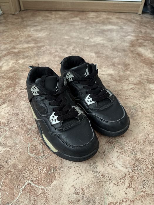 Кроссовки  ботинки 31 размер