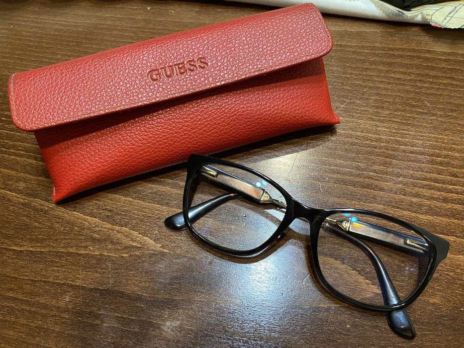 Оригинални диоптрични рамки Guess