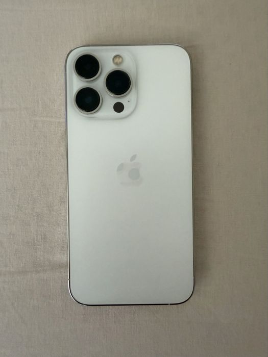 iPhone 13 Pro 256GB Silver – отлично състояние