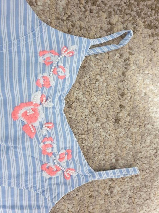 Rochite 9-11 ani, superbe, 50 lei bucata