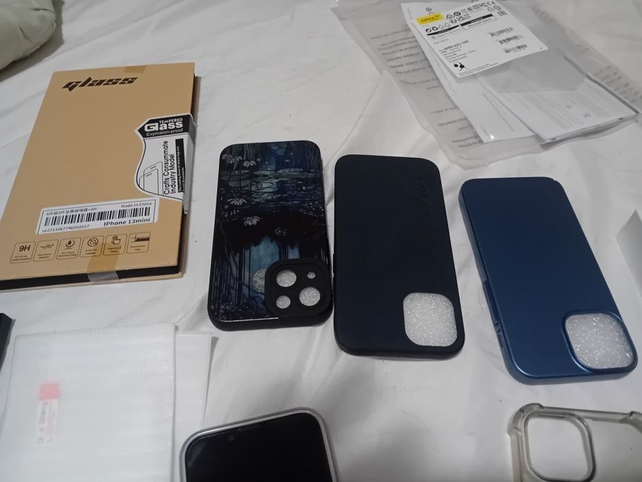 Iphone 13 mini roz 512GB plus o mulțime de acesori