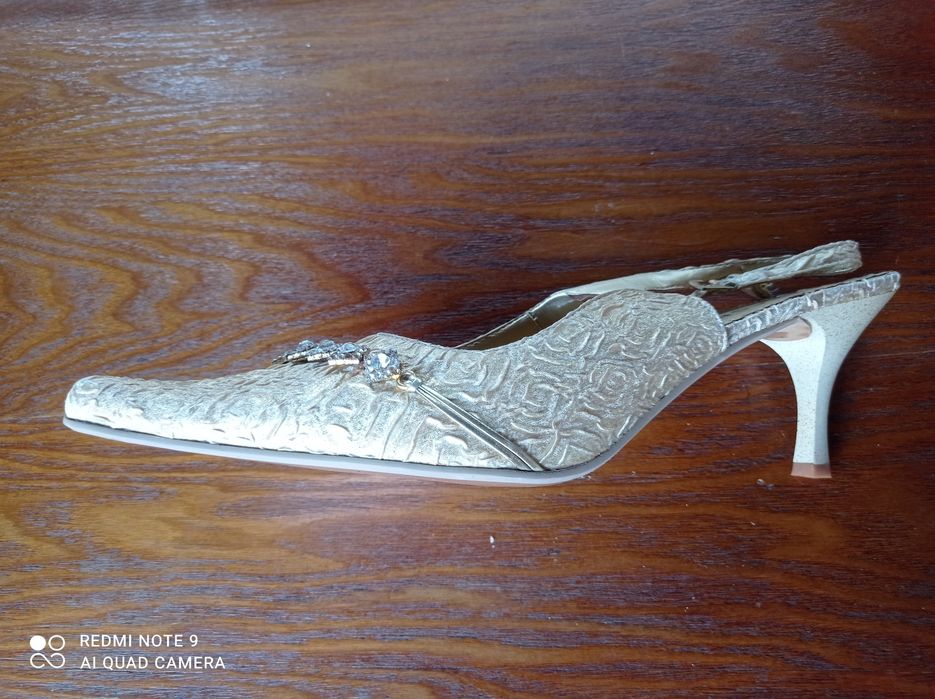 туфли женские нарядные
