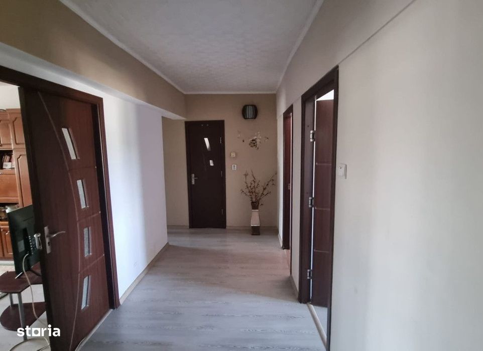 Apartament 4 camere Nicolina , 93 metri, etaj 9 Cod:163412