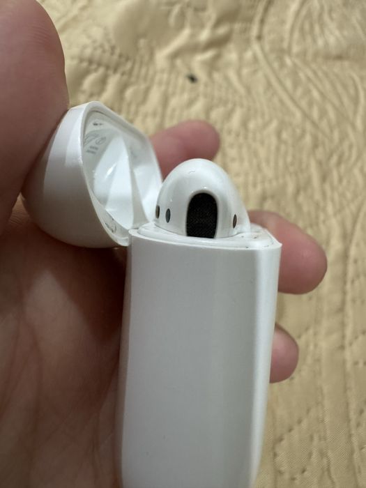 Продается Air Pods 2020 года