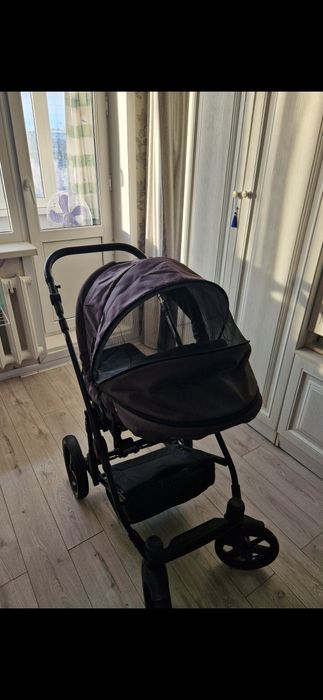 Продам коляску Adamex 2 в 1,