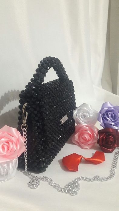 Сумочки из хрустального бисера