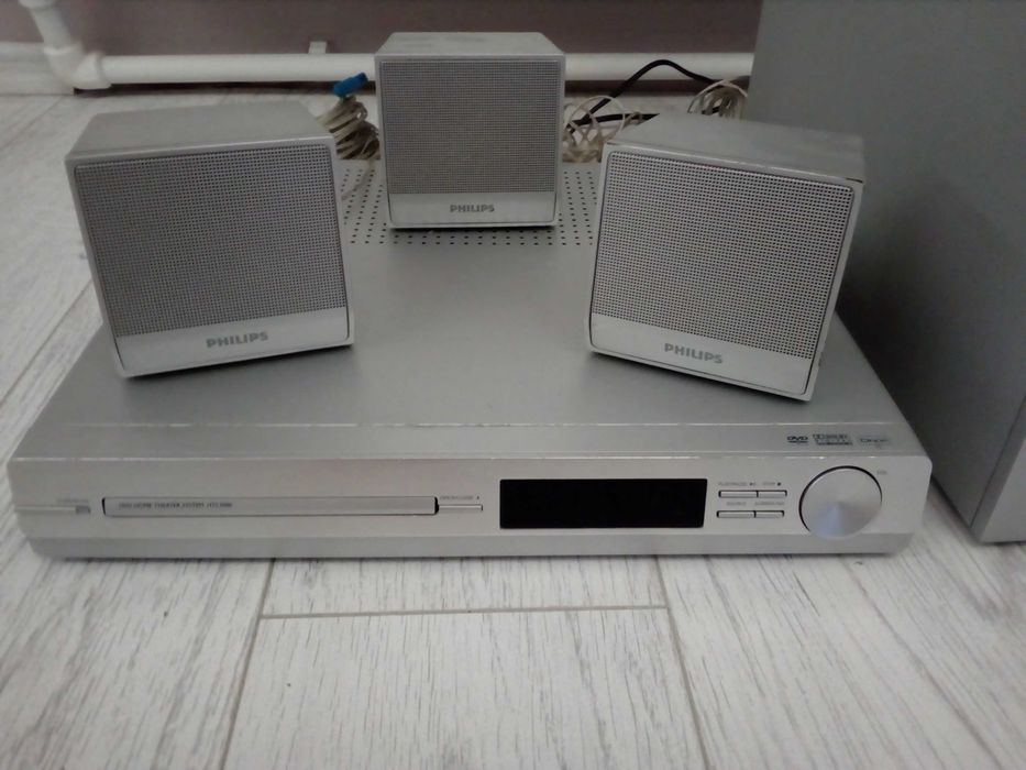 Home Cinema Theater PHILIPS HTS3000 5.1 200W Dolby Digital Pro Logic