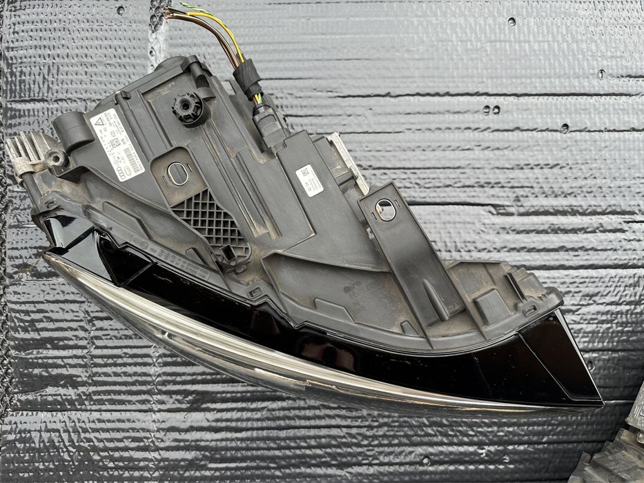 Faruri matrix Audi Q3 8U 2015-2019, 8U0941033 / 8U0941034