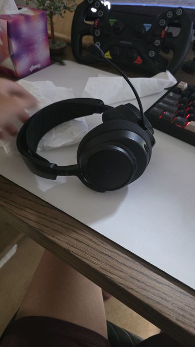 Arctis nova pro wireless headset