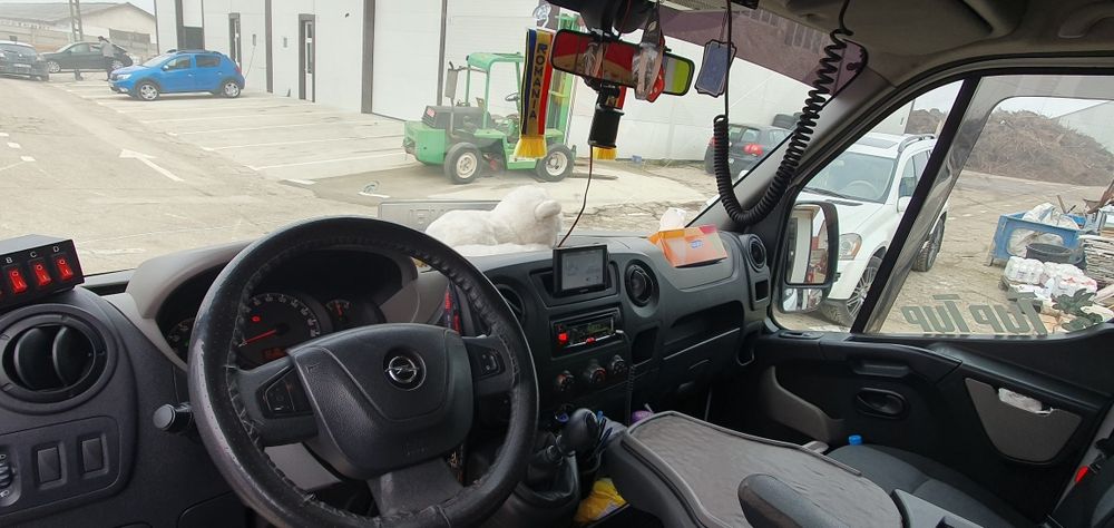 Autoplatformă Opel Movano