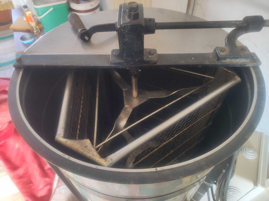 Пчеларски инвентар