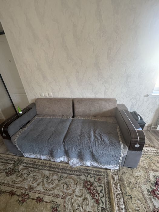 Диван углавой бу хорошый состяно
