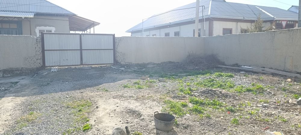 Jaloliyr tumani, 5 xona, kadastirli uy sotiladi, asvalt bor