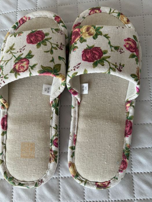 Продам летнюю обувь ( детскую)