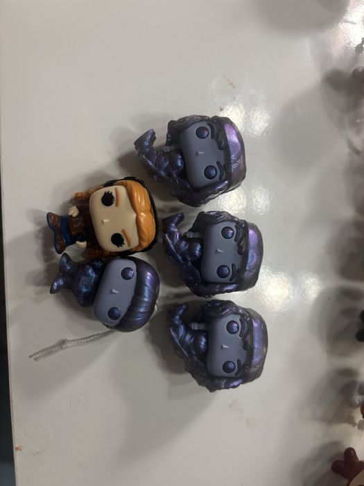 Strainget things kinder joy