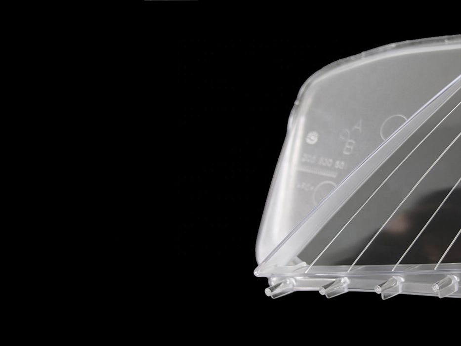 Стъкла за фарове на VW Passat CC