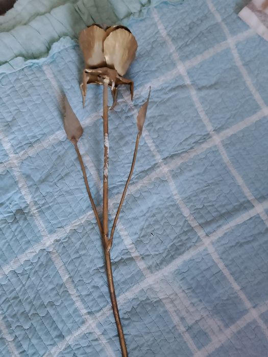 Продам Золотую Розу